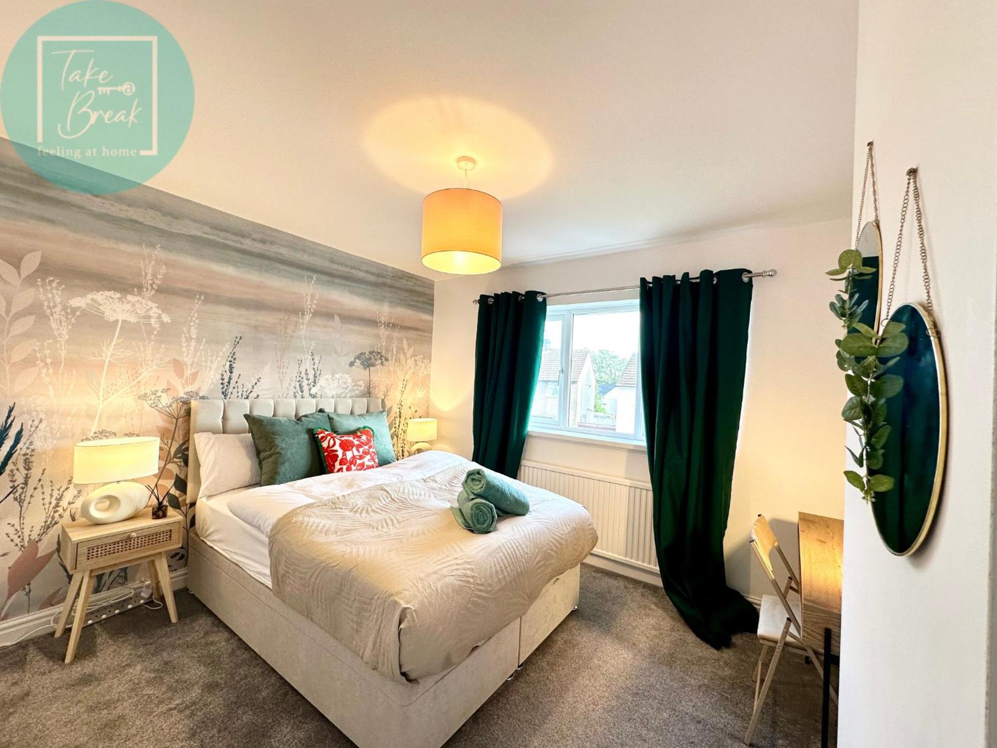 Stylish 3-Bedroom St Helens Home With Parking & Wi-Fi Burtonwood Bagian luar foto